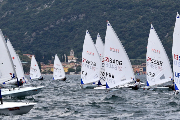 Saint-Barth - Lorenzo Mayer du Saint-Barth Yacht Club participe au Championnat du monde série Ilca 6 en Italie