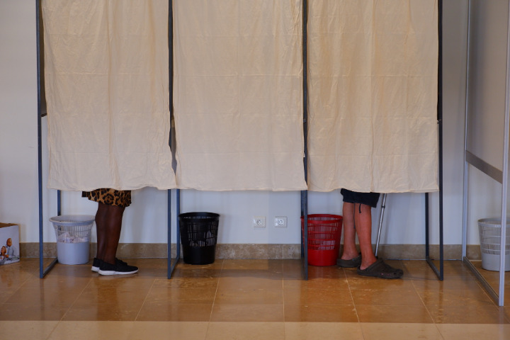 Saint-Barth - isoloir élections
