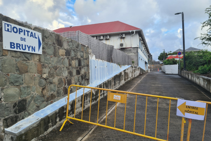 Saint-Barth - effondrement de la chaussée