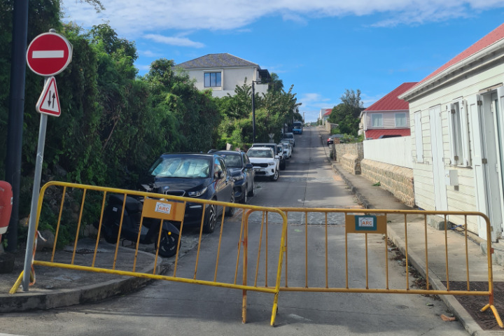 Saint-Barth - Rue Schoelcher risque effondrement