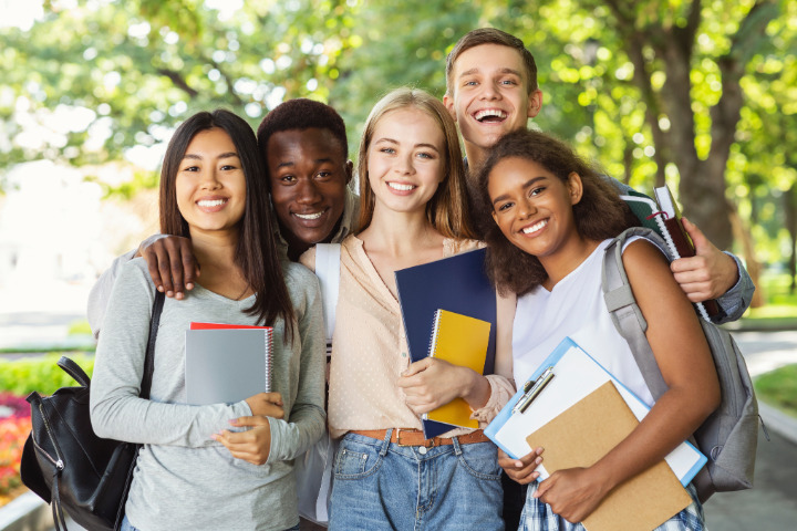 Saint-Barth - jeunes étudiants
