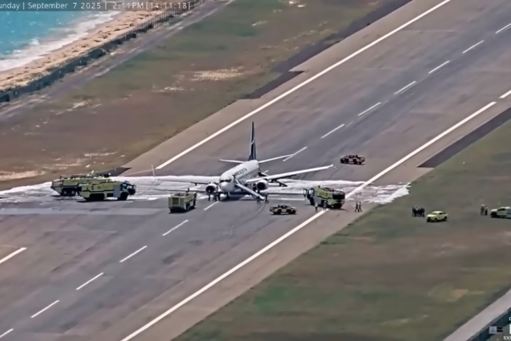 Saint-Barth - incident  Boeing 737 de la compagnie WestJet  juliana